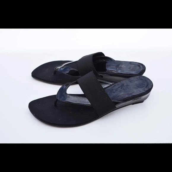 Stuart Weitzman sandals - Picture 2 of 8